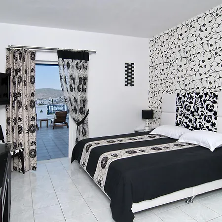 Lofos Village Chora